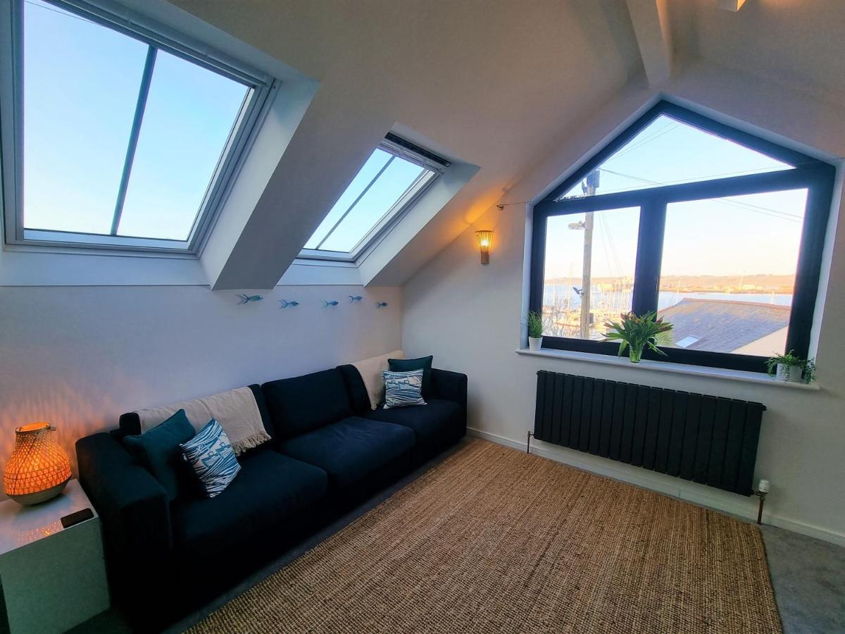 The Bunker-Luxe Central Falmouth Getaway With Stunning Sea Views Bagian luar foto