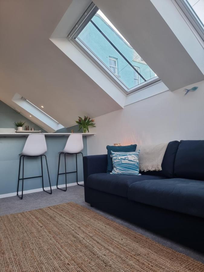 The Bunker-Luxe Central Falmouth Getaway With Stunning Sea Views Bagian luar foto